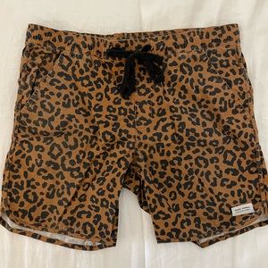 Banks Journal Leopard Print Shorts Size 32